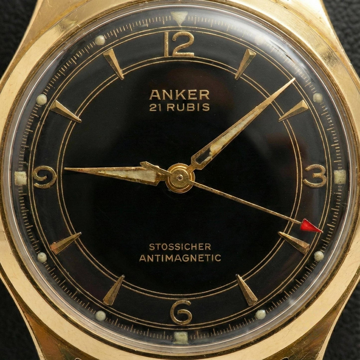 Vintage Anker 21 Jewels Yellow Gold Watch - Black Dial - Mechanical Movement