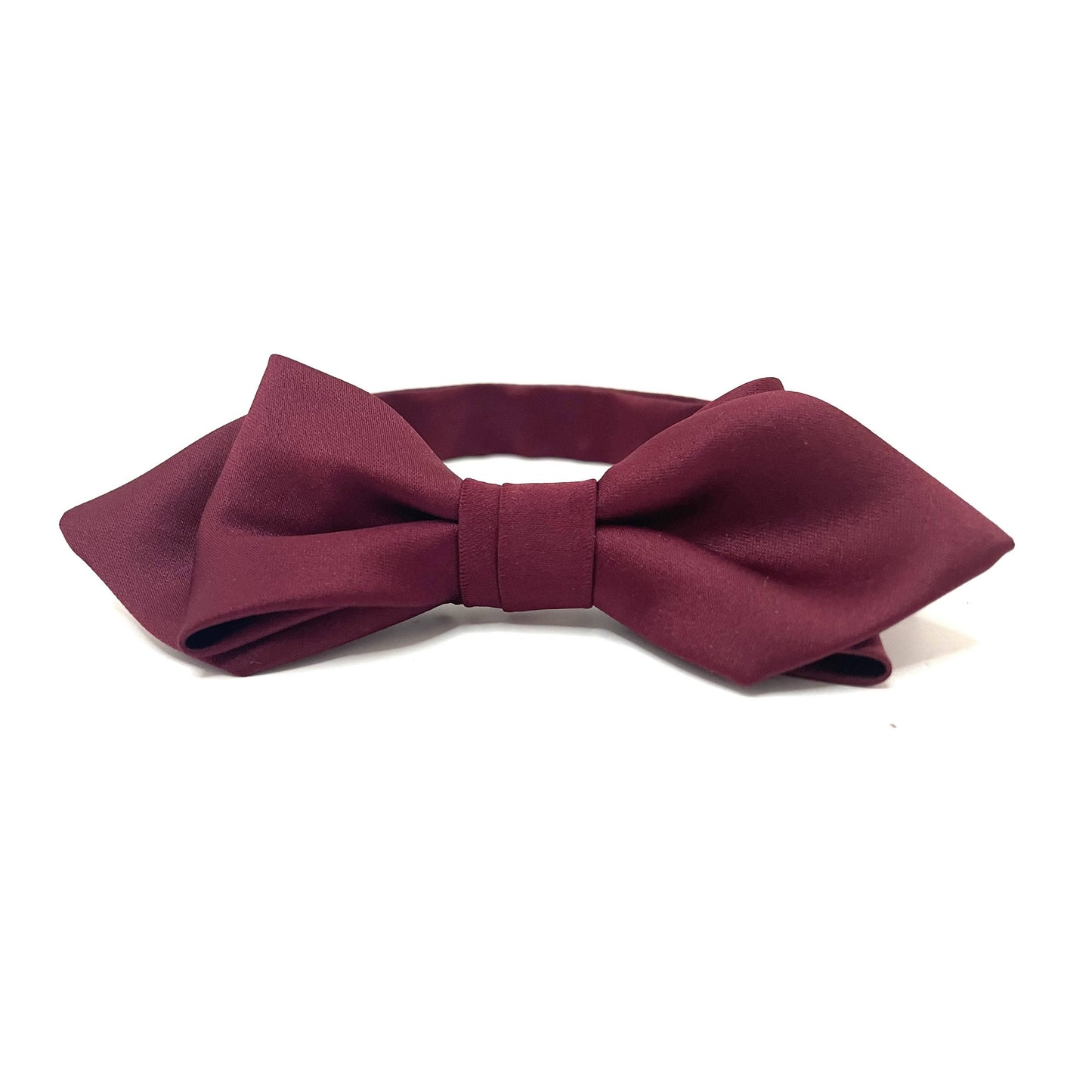 Pointed burgundy bow tie