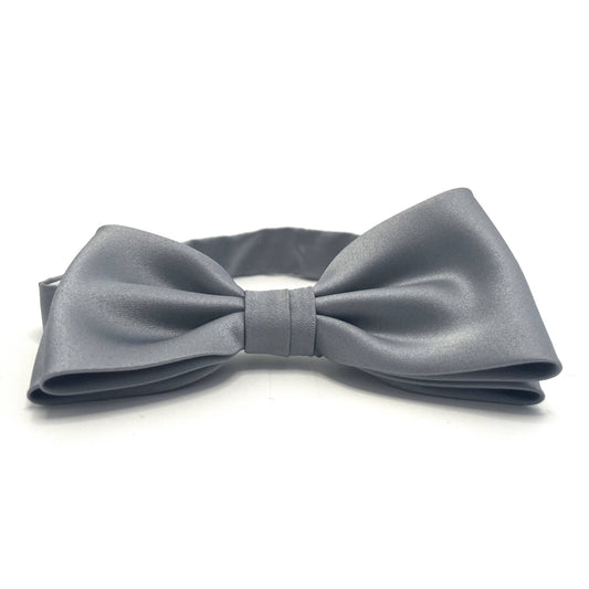 Pearl grey bow tie