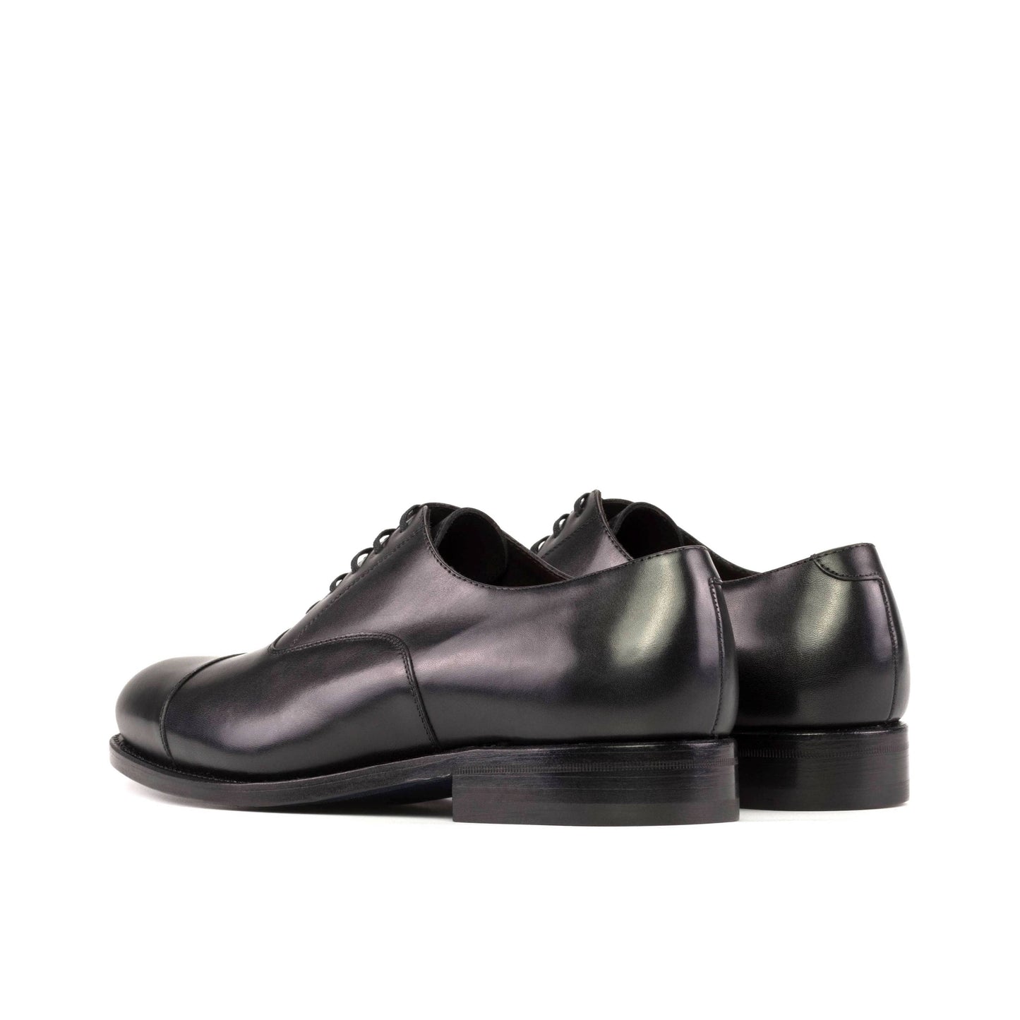 Soulier Richelieu en cuir de veau noir 