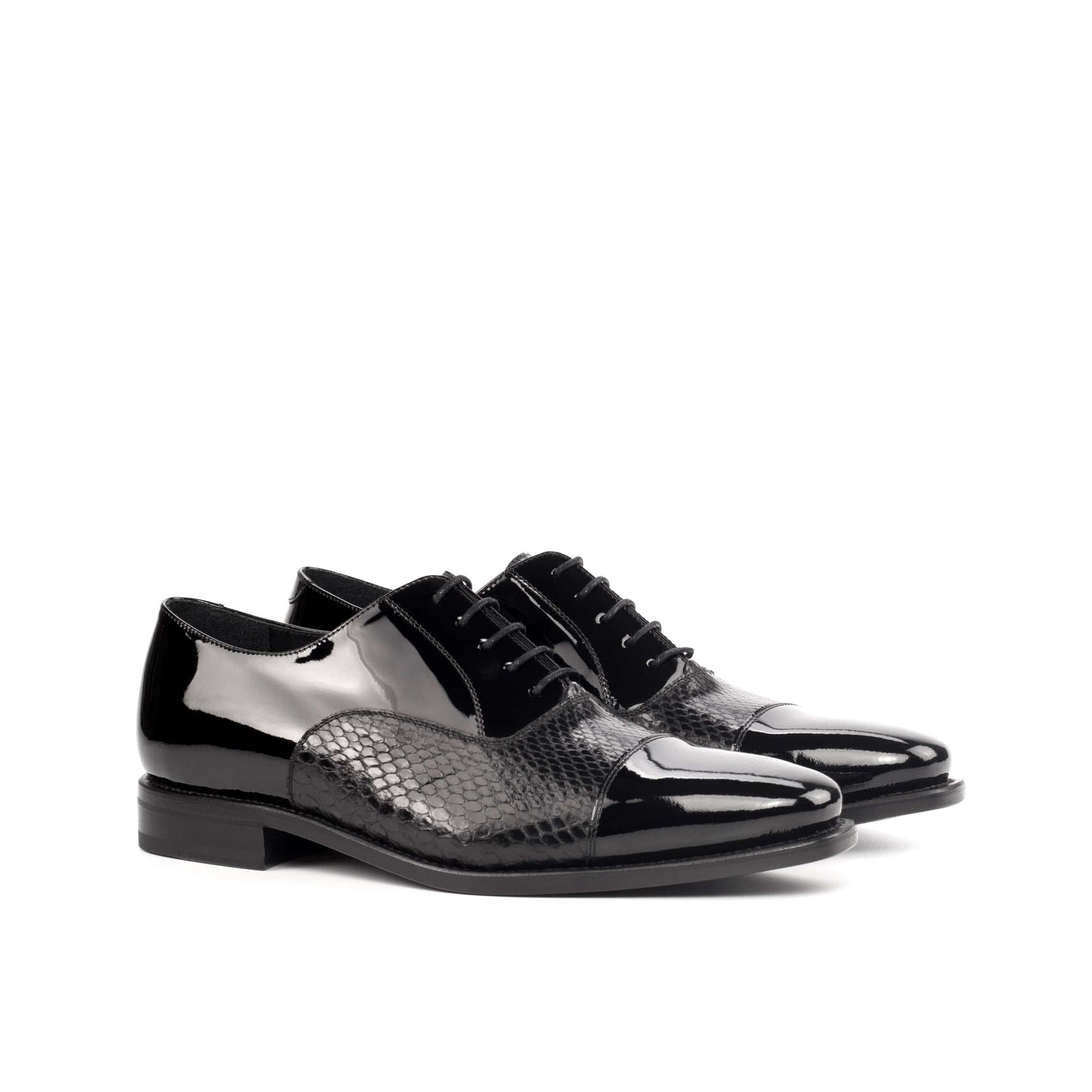 Soulier Oxford en cuir verni noir et python exotique